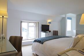 The Lugger Hotel