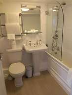 The Lugger Hotel