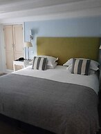 The Lugger Hotel