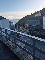 The Lugger Hotel