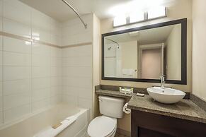 Sandman Hotel & Suites Winnipeg Airport