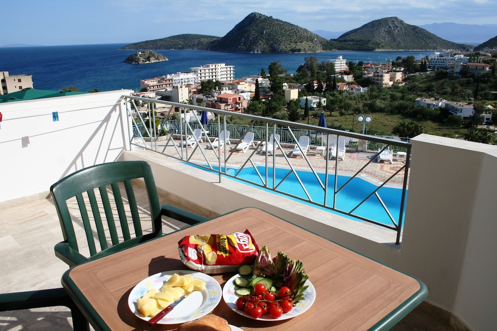 Panorama Hotel and Apartments