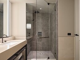 Hotel Realm