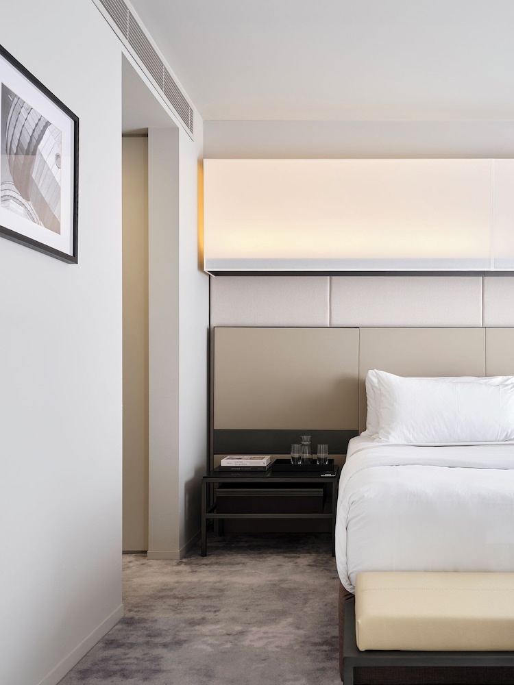 Hotel Realm