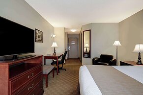 Days Inn by Wyndham Dawson Creek