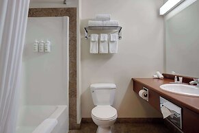 Days Inn by Wyndham Dawson Creek