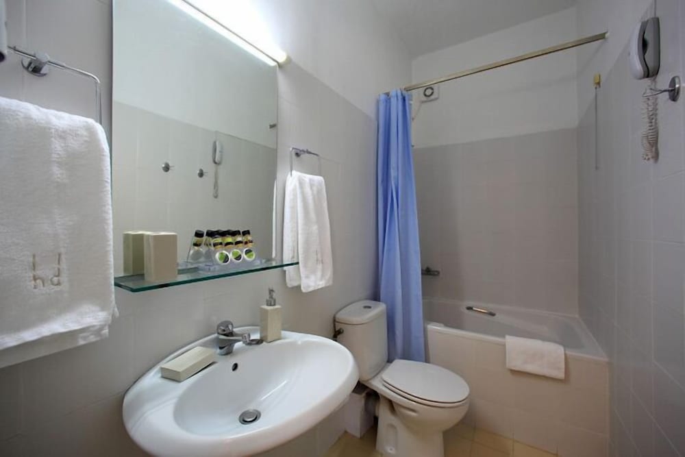 Dioscouri Hotel