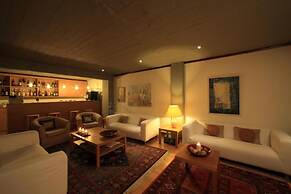 Dioscouri Hotel