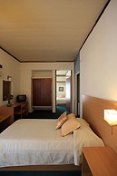 Dioscouri Hotel