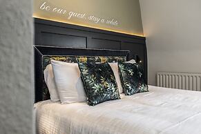 Coachman Hotel