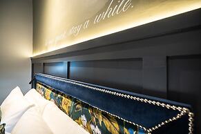 Coachman Hotel