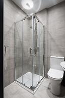 Coachman Hotel