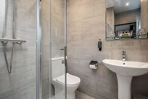 Coachman Hotel