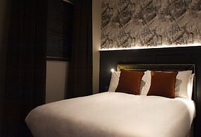 Coachman Hotel