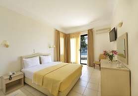 Bomo Tosca Beach
