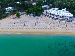 Bomo Tosca Beach