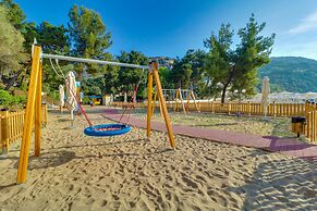 Bomo Tosca Beach