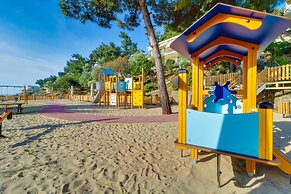 Bomo Tosca Beach