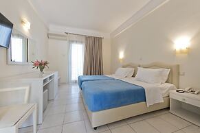 Bomo Tosca Beach