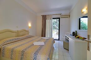 Bomo Tosca Beach
