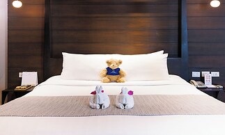 S15 Sukhumvit Hotel