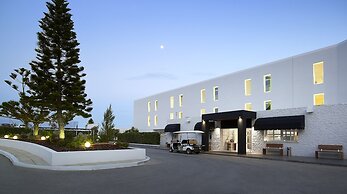 Dimitra Beach Hotel & Suites