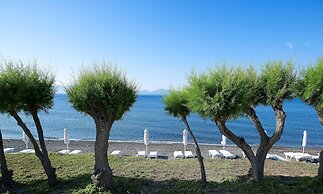 Dimitra Beach Hotel & Suites