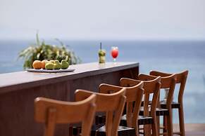 Dimitra Beach Hotel & Suites