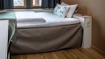 Quality Hotel 33