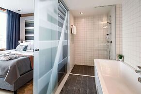 Quality Hotel 33