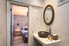 Athina Luxury Suites