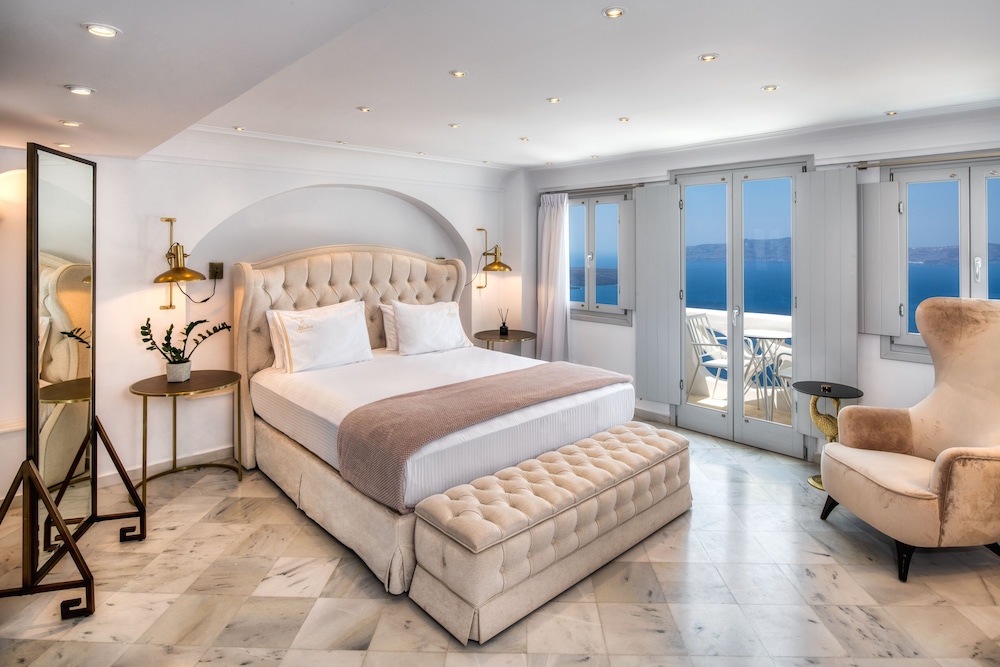 Athina Luxury Suites