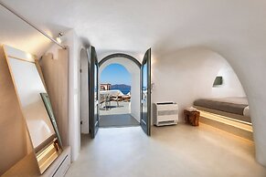 Athina Luxury Suites