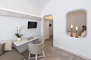 Athina Luxury Suites