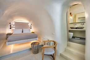 Athina Luxury Suites