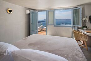 Athina Luxury Suites