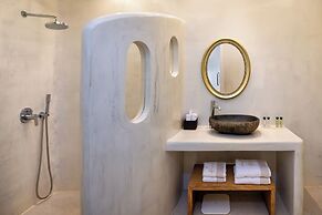 Athina Luxury Suites