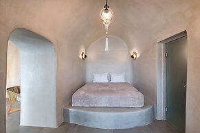 Athina Luxury Suites