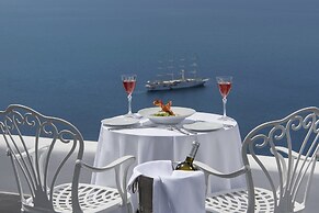 Athina Luxury Suites