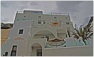 Nefeles Luxury Suites