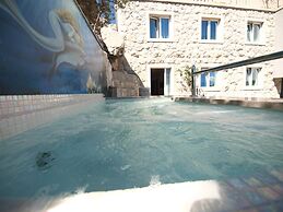 Hotel Villa Dvor