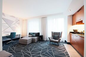 Warwick Le Crystal - Montréal