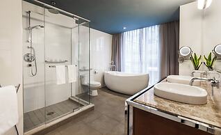 Warwick Le Crystal - Montréal