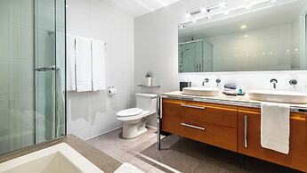 Warwick Le Crystal - Montréal