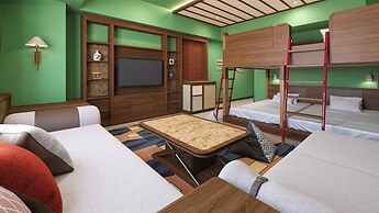 HOTEL UNIVERSAL PORT
