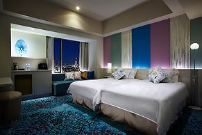 HOTEL UNIVERSAL PORT