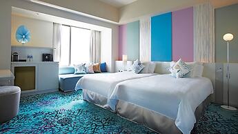 HOTEL UNIVERSAL PORT