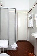 Arianna Hotel