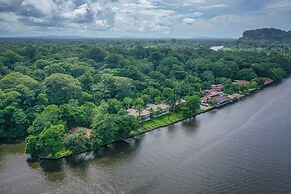 Tortuga Lodge