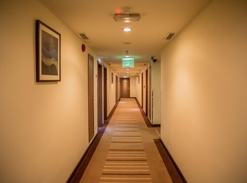 Saffron Boutique Hotel